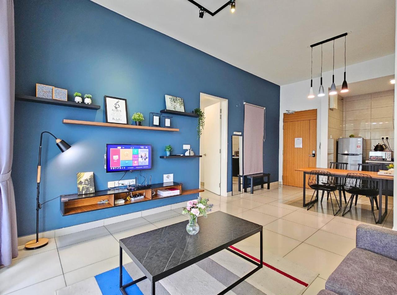 Conezion Near Ioi City Mall, Maeps Serdang, Putrajaya By Cloud Host Путраджая Екстериор снимка