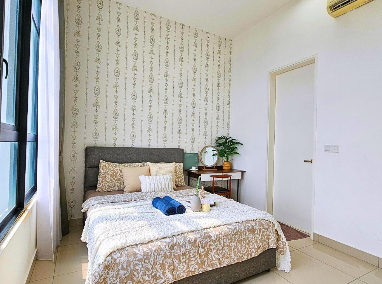Conezion Near Ioi City Mall, Maeps Serdang, Putrajaya By Cloud Host Путраджая Екстериор снимка