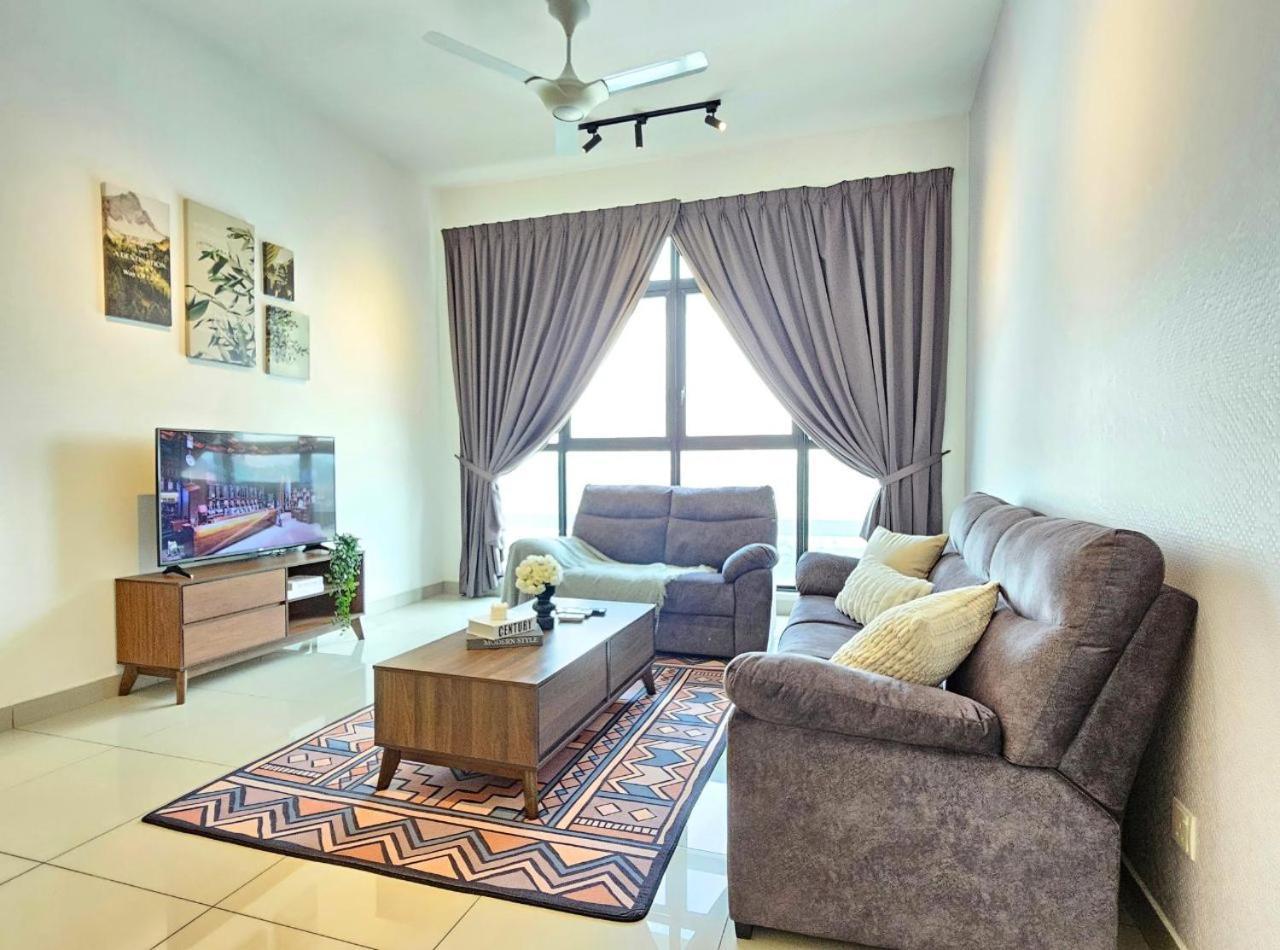 Conezion Near Ioi City Mall, Maeps Serdang, Putrajaya By Cloud Host Путраджая Екстериор снимка