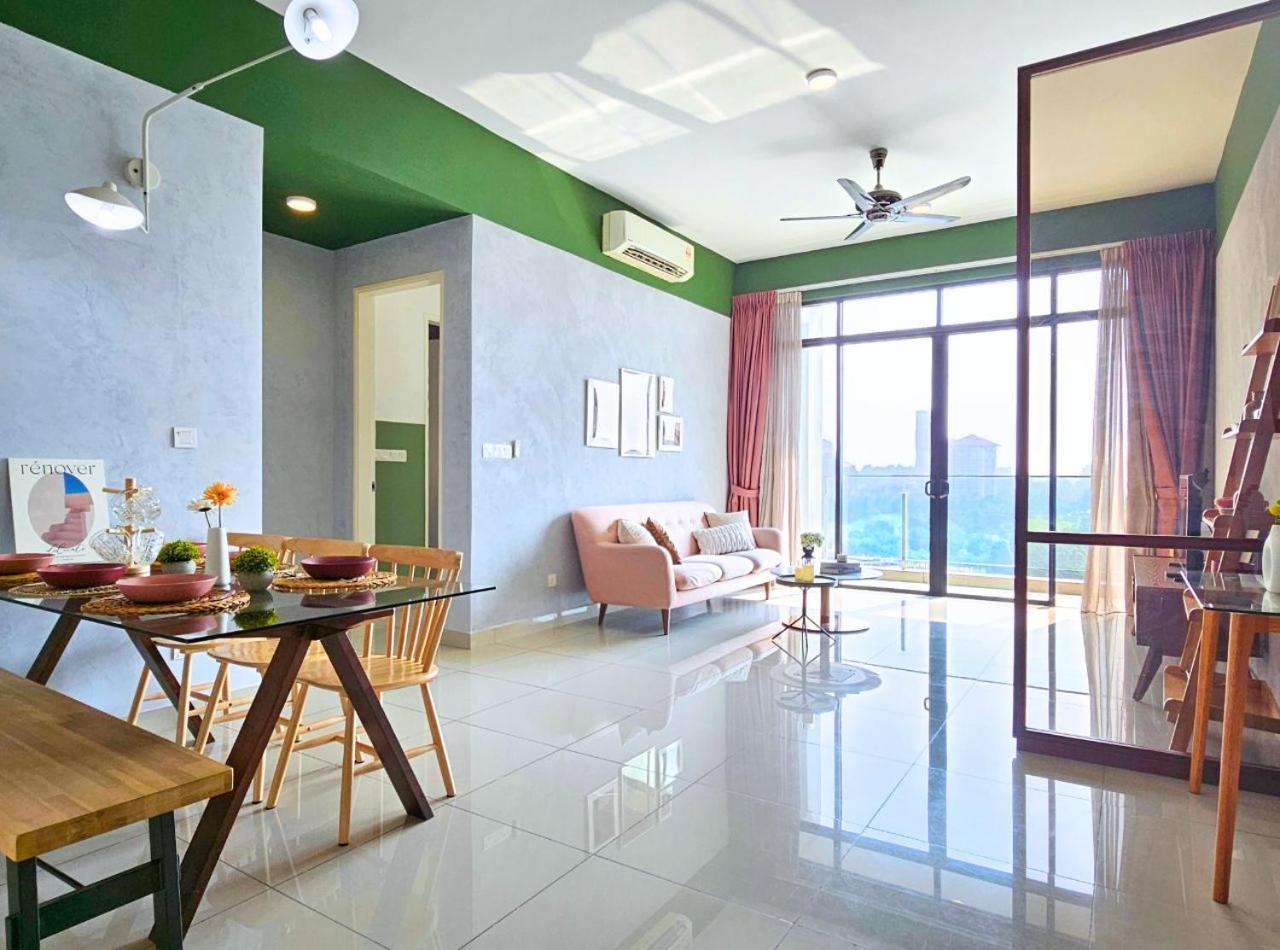 Conezion Near Ioi City Mall, Maeps Serdang, Putrajaya By Cloud Host Путраджая Стая снимка