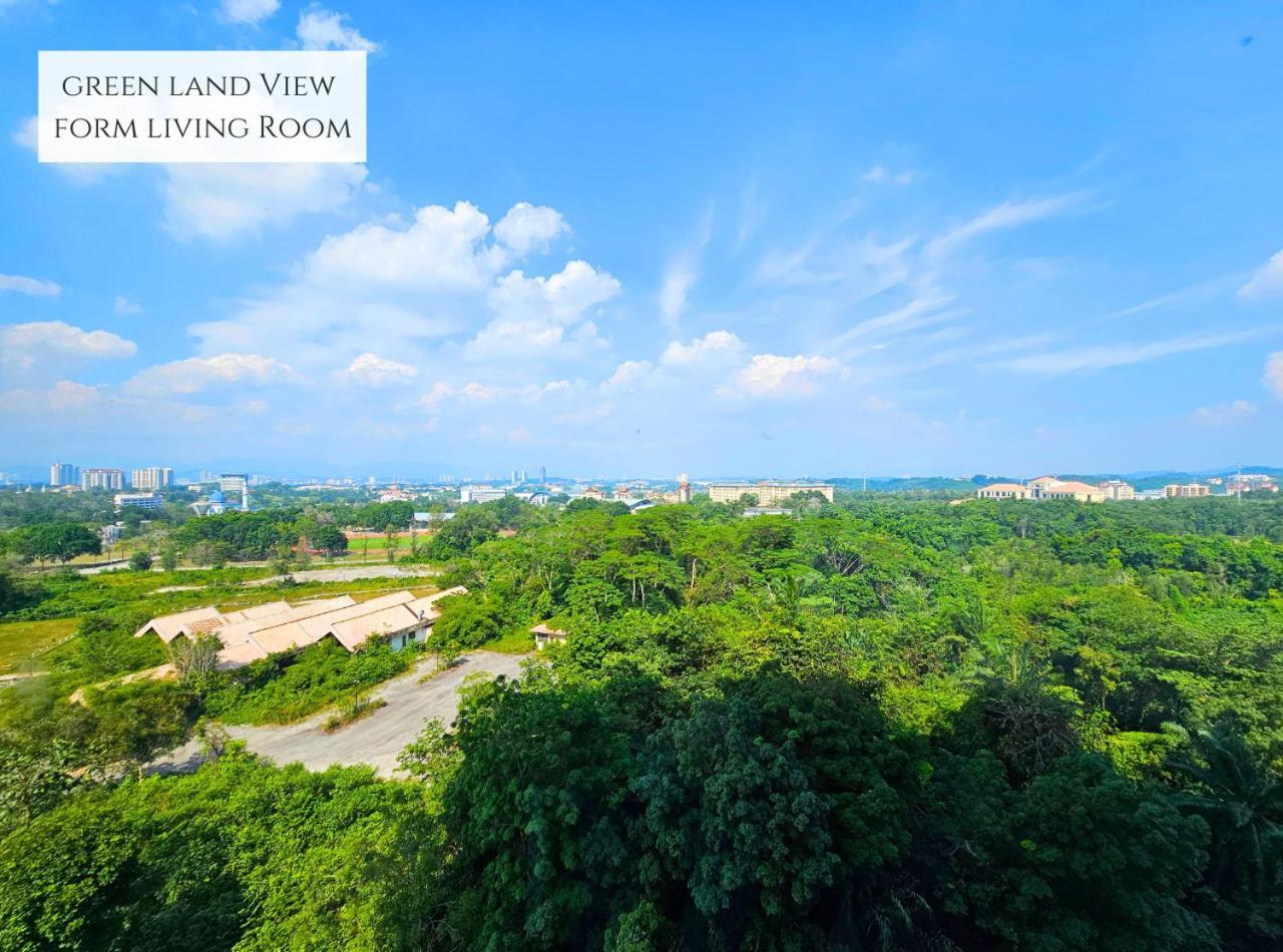 Conezion Near Ioi City Mall, Maeps Serdang, Putrajaya By Cloud Host Путраджая Стая снимка